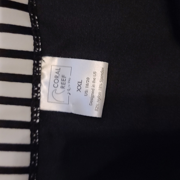 Size 2x plus size women's striped bikini bottoms - Picture 2 of 3